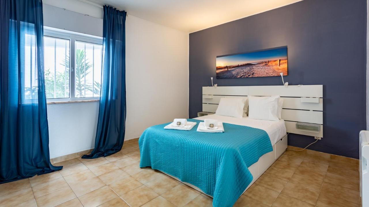 Charming Beachside Apartment W/ Pool By Lovelystay Albufeira Luaran gambar