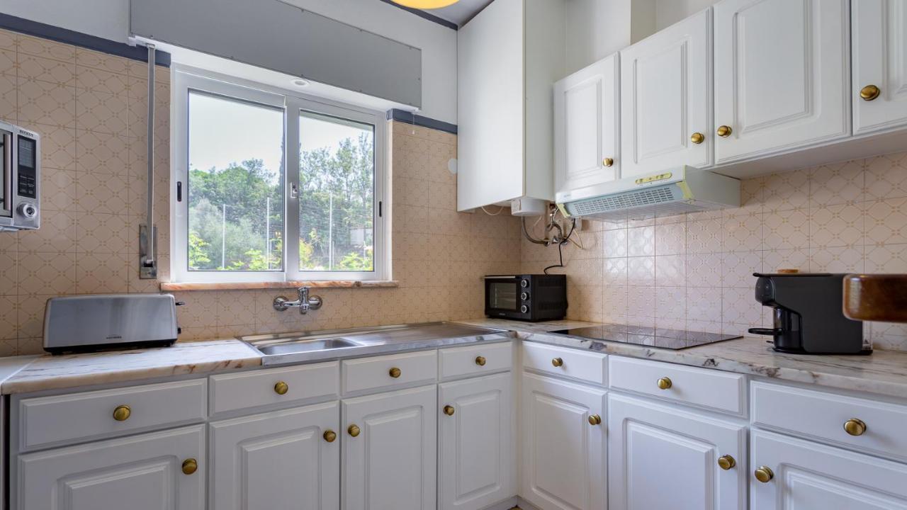 Charming Beachside Apartment W/ Pool By Lovelystay Albufeira Luaran gambar
