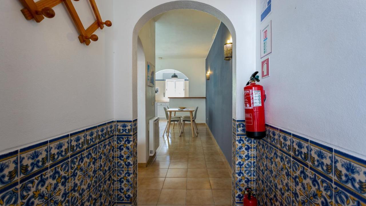 Charming Beachside Apartment W/ Pool By Lovelystay Albufeira Luaran gambar